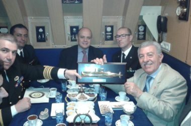 Ambasciatore di Turchia a Roma visita le unità militari a Catania ed Augusta