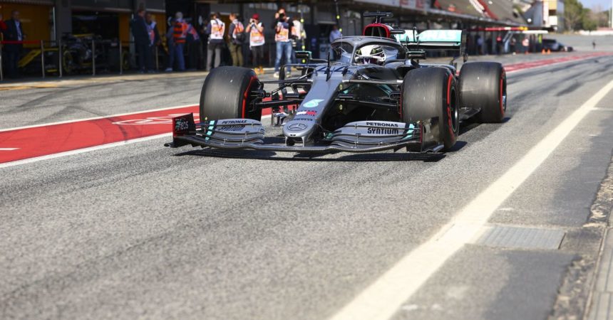 Hamilton il più veloce nelle seconde libere in Portogallo