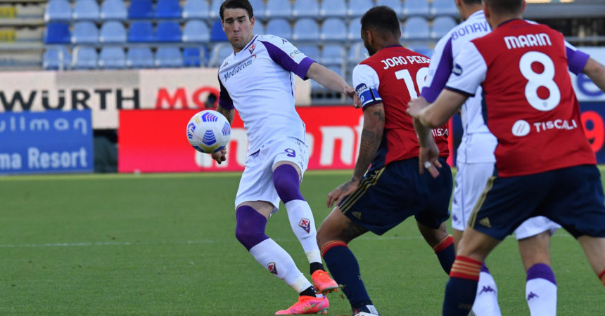 Cagliari e Fiorentina si annullano, finisce 0-0