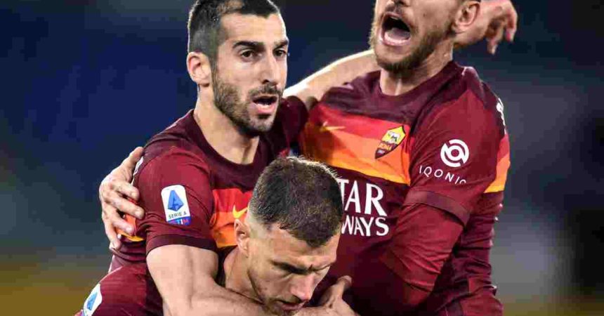 Lazio sconfitta 2-0, il derby va alla Roma