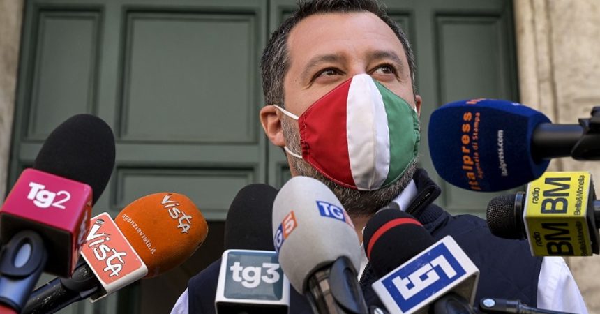 UE, Salvini “Mettere insieme i gruppi alternativi alle sinistre”
