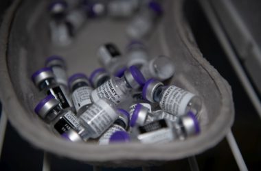Ok dell’Aifa alla somministrazione del vaccino Pfizer a 12-15enni