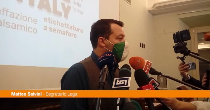 Immigrazione, Salvini: “Difendere i confini”