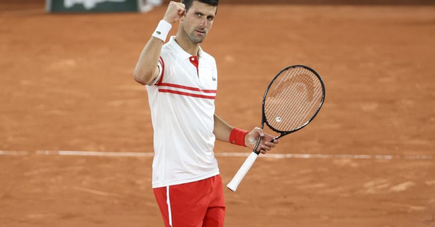 Djokovic vince in rimonta il Roland Garros, Tsitsipas ko