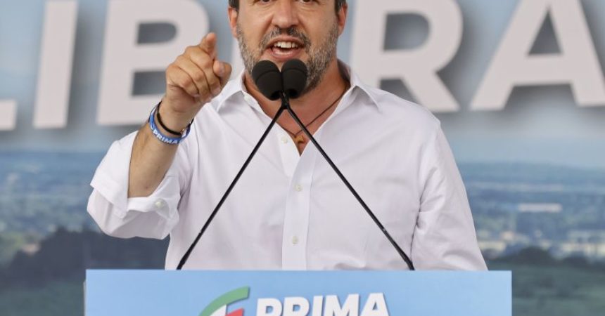 Lega manifesta a Roma, Salvini “Il centrodestra deve unirsi”