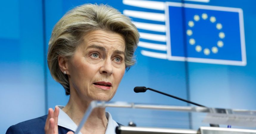 Von der Leyen “Oltre metà degli europei vaccinata con la seconda dose”