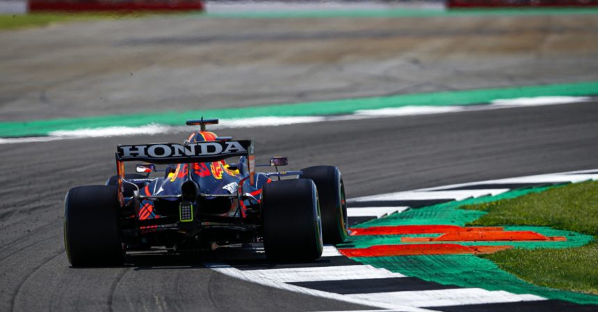 Sprint qualifying a Verstappen, in pole a Silverstone