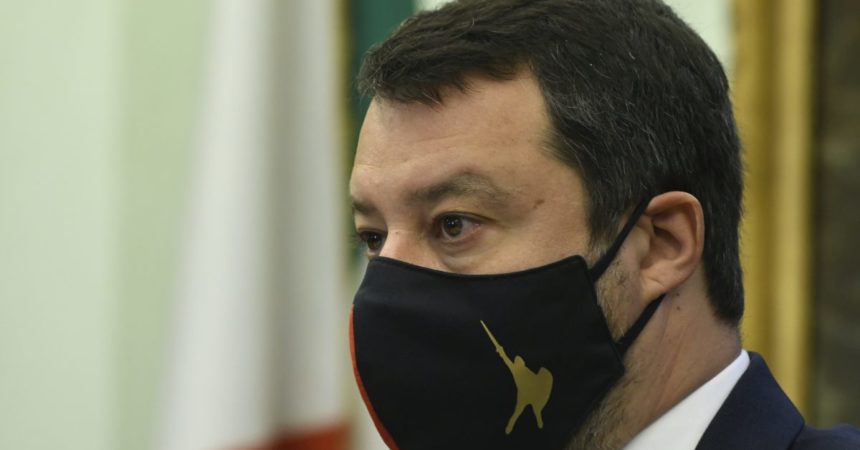 Voli di Stato, archiviato il procedimento su Salvini