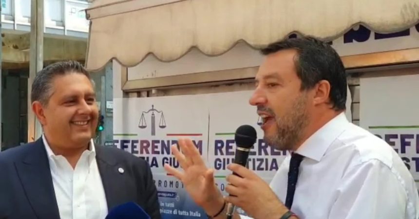 Euro2020, Salvini “Spero di inginocchiarmi non all’inizio ma alla fine”
