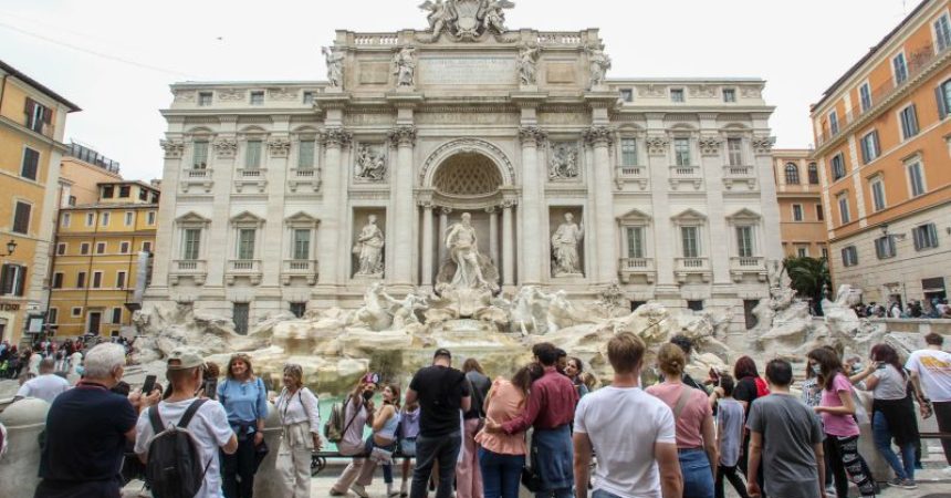 Turismo, ad agosto in vacanza 13 milioni di italiani