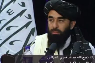 Talebani “Donne afghane non saranno discriminate, ma seguano la sharia”