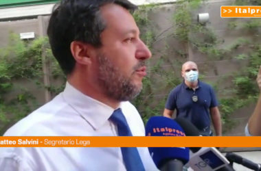 Salvini: “La Lega dà fastidio ma non parlo di complotto”