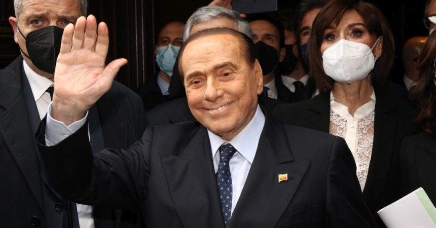 Berlusconi “Credo sia il momento giusto per tornare a Roma”