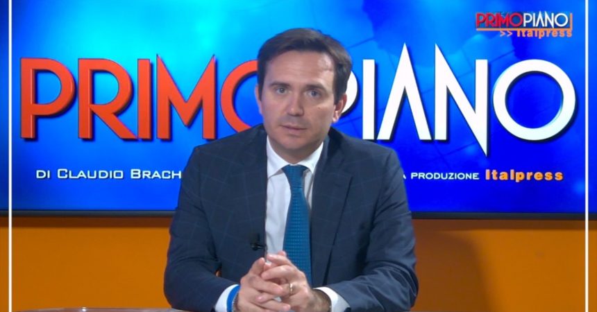 Cattaneo “Berlusconi al Quirinale ed elezioni a marzo 2023”