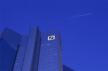 Deutsche Bank, nel 2021 utile netto cresce di oltre 4 volte a 2,5 mld