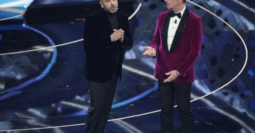 Sanremo, per la seconda serata 11,3 milioni di telespettatori