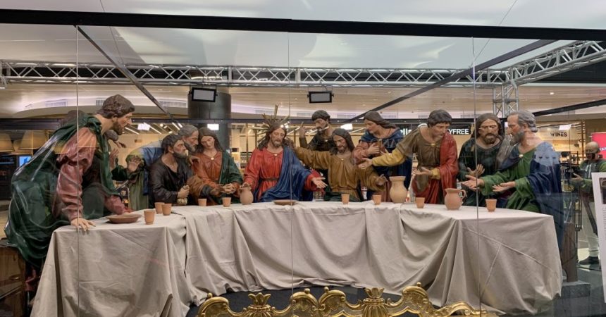 “L’ultima cena” di Caltanissetta in mostra all’aeroporto di Fiumicino