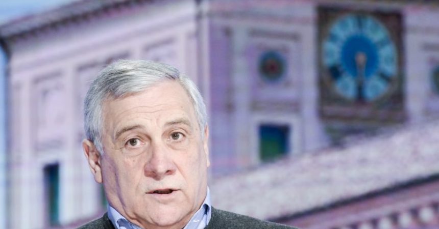 Centrodestra, Tajani “Basta polemiche, serve un salto di qualità”