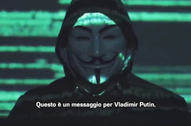 Ucraina, Anonymous dichiara cyber guerra a Vladimir Putin