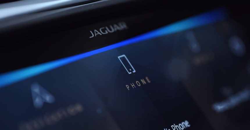 Jaguar Land Rover introduce Alexa su tutta la gamma