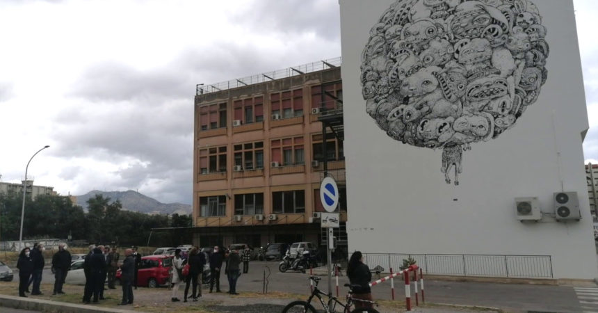 Un murale Mangia-Smog tra i viali dell’Università di Palermo