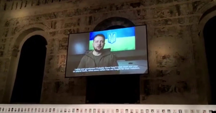 Zelensky in videomessaggio alla Biennale d’arte di Venezia