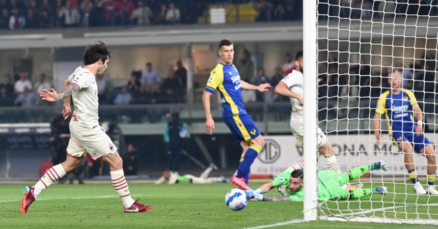 Il Milan espugna Verona e torna a +2 sull’Inter