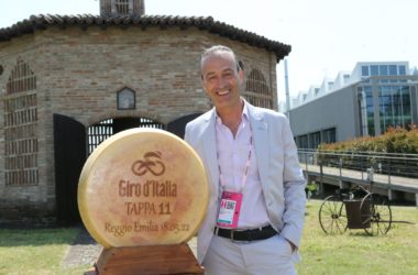 Il Parmigiano Reggiano firma l’undicesima tappa del Giro d’Italia