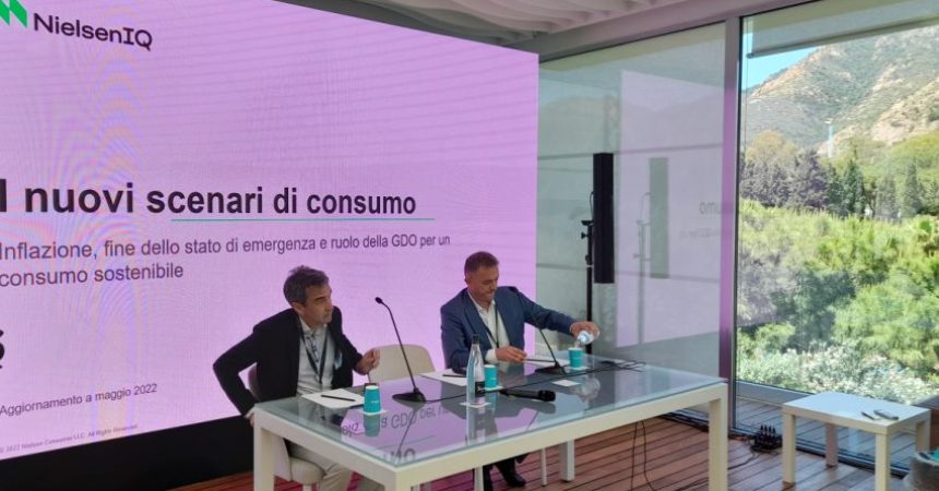 Consumi, Linkontro analizza i trend di acquisto degli italiani