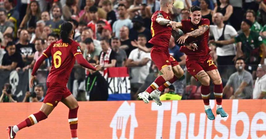 La Roma batte il Feyenoord e vince la Conference League