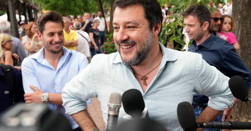 Centrodestra, Salvini “La Lega collante, l’unione è la strada vincente”