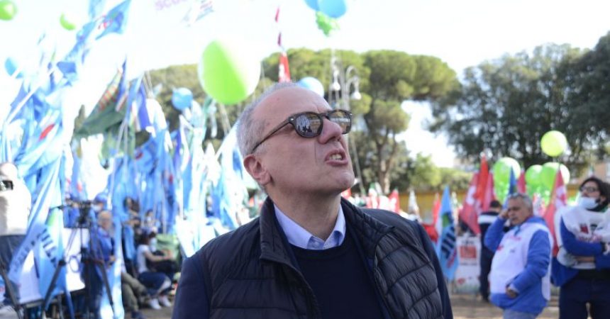Vito lascia in polemica Forza Italia e si dimette da deputato