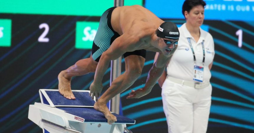 Martinenghi sfiora il bis ai Mondiali di nuoto: è argento nei 50 rana