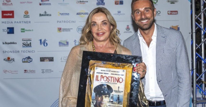 Marefestival Salina, il Premio Troisi 2022 a Simona Izzo
