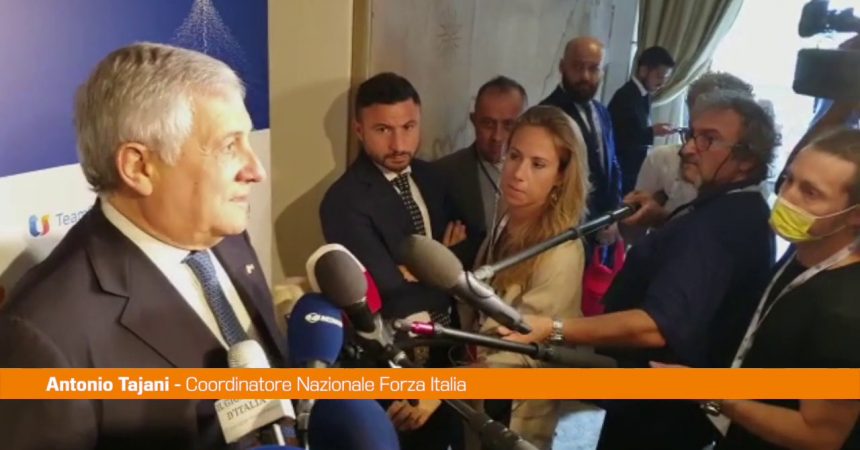 Tajani “Il centro c’è già e si chiama Forza Italia”