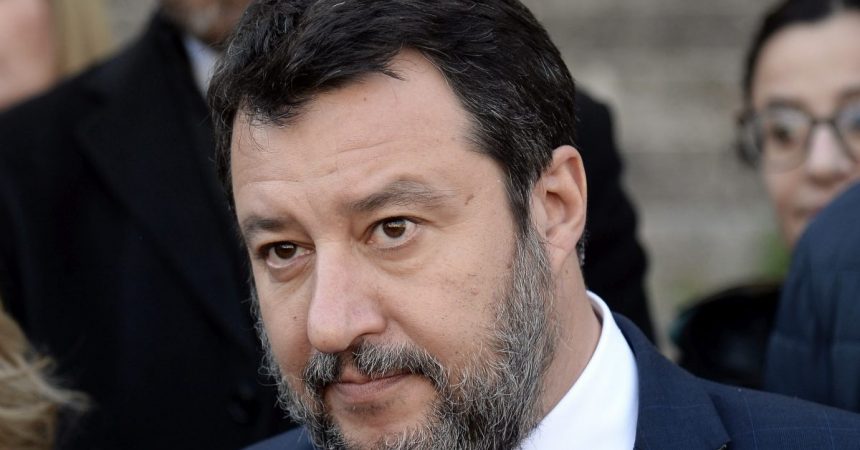 Salvini “Se lavora Governo avanti anche senza M5s”