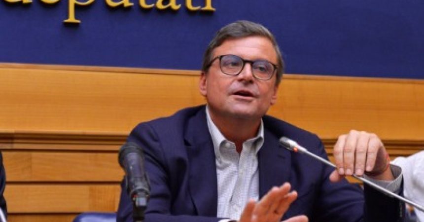 Calenda “Renzi mi ha proposto come leader, grazie per la generosità”