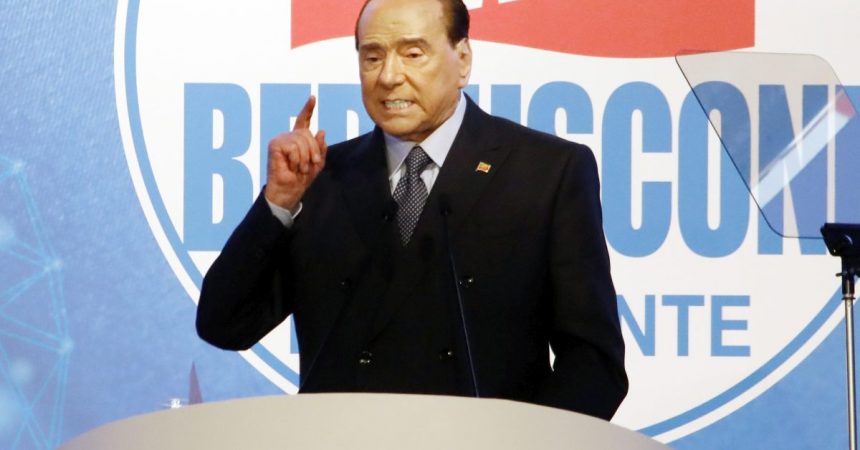 Immigrazione, Berlusconi “L’Europa ci deve aiutare”