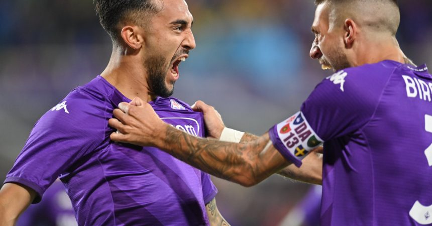 La Fiorentina vince lo spareggio d’andata, 2-1 al Twente