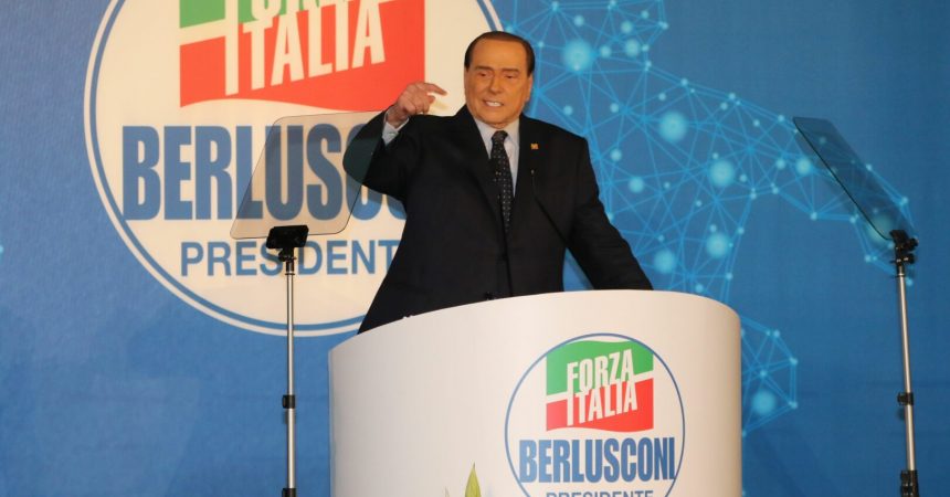 Berlusconi “Non disperderemo l’esperienza Draghi”