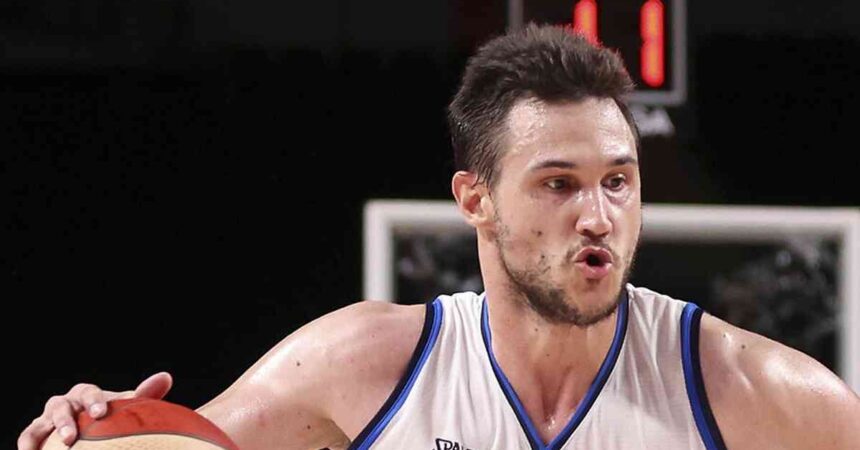 Gallinari non giocherà gli Europei di basket