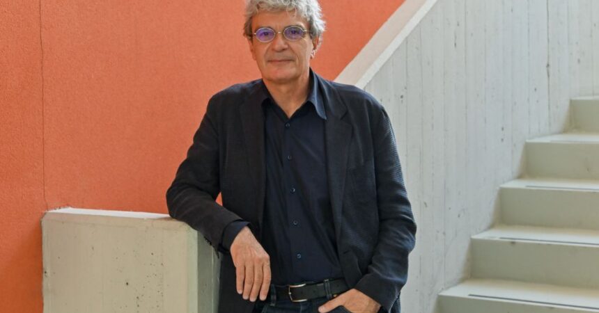 Cinema, “Nostalgia” di Mario Martone rappresenterà l’Italia agli Oscar