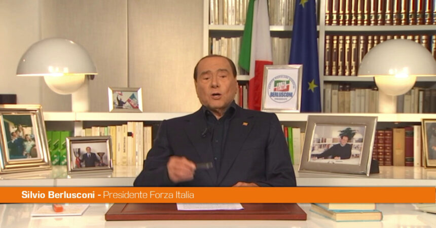 Berlusconi “Niente tasse e contributi per chi assume giovani”