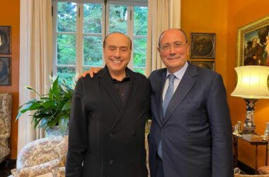 Renato Schifani ricevuto ad Arcore da Silvio Berlusconi
