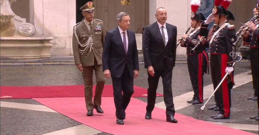 Draghi incontra il presidente della Repubblica dell’Azerbaigian