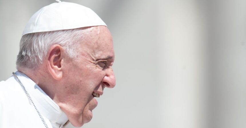 Papa “La pace è possibile non rassegnamoci alla guerra”