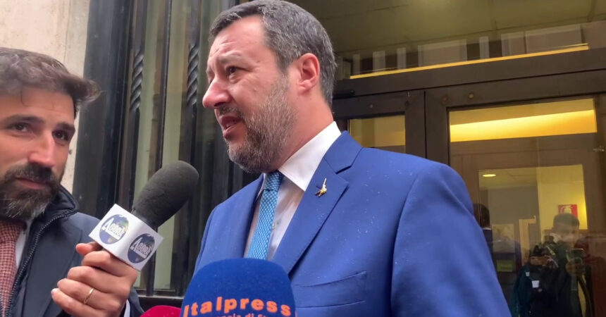 Salvini ricorda Maroni “Leghista sempre e per sempre”