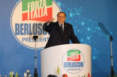 Berlusconi “Entro fine legislatura pensioni minime a mille euro”
