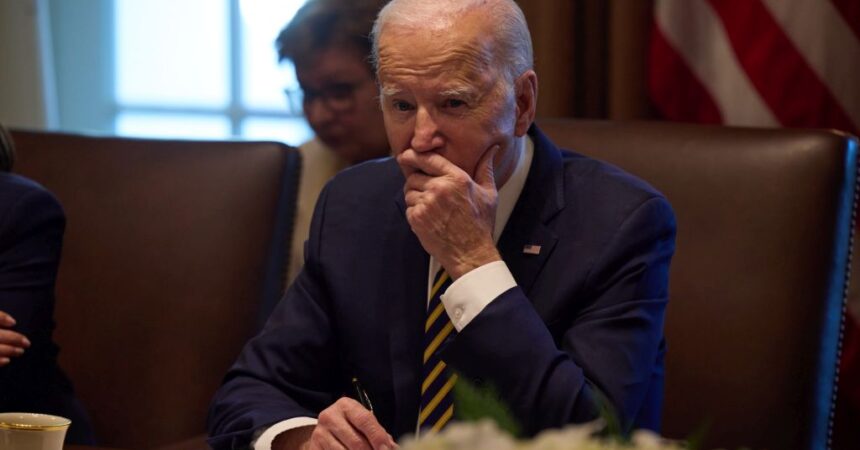 Ucraina, visita a sorpresa di Joe Biden a Kiev
