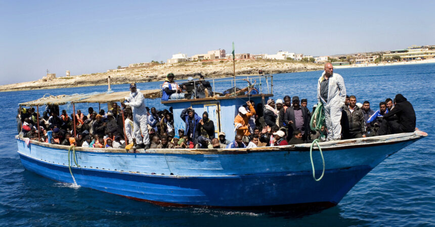 Migranti, nel ponte di Pasqua arrivate 3 mila persone